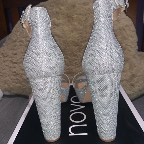 Novo Shoes PartySmith Silver High Heels, Size 10W - Picture 4 of 6